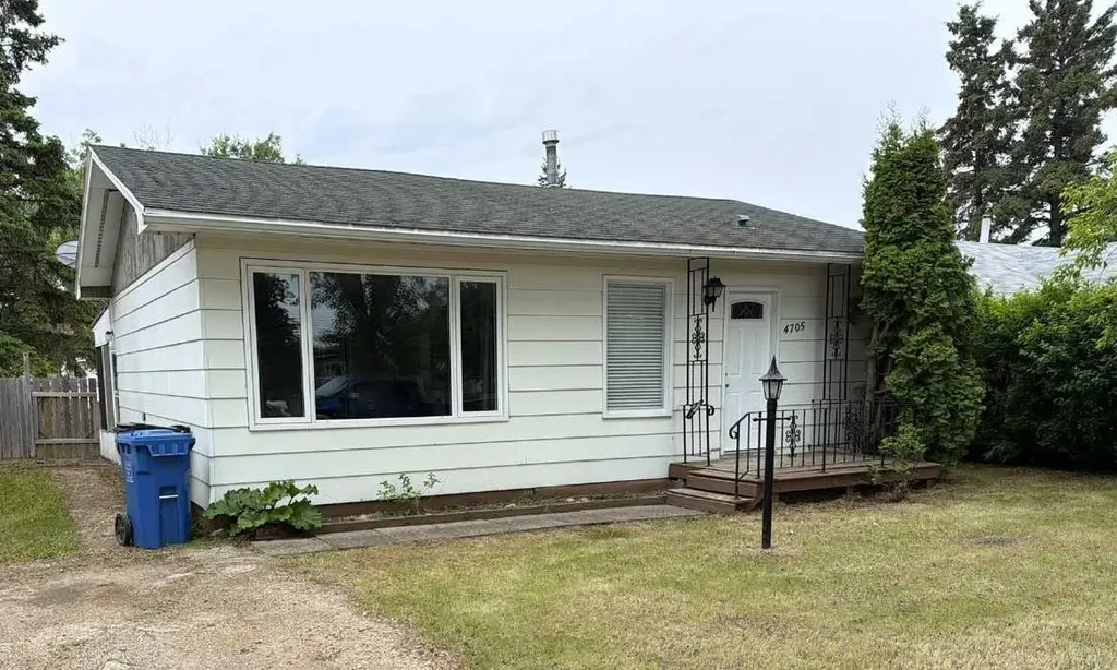4705 53 Avenue Grimshaw AB T0H1W0