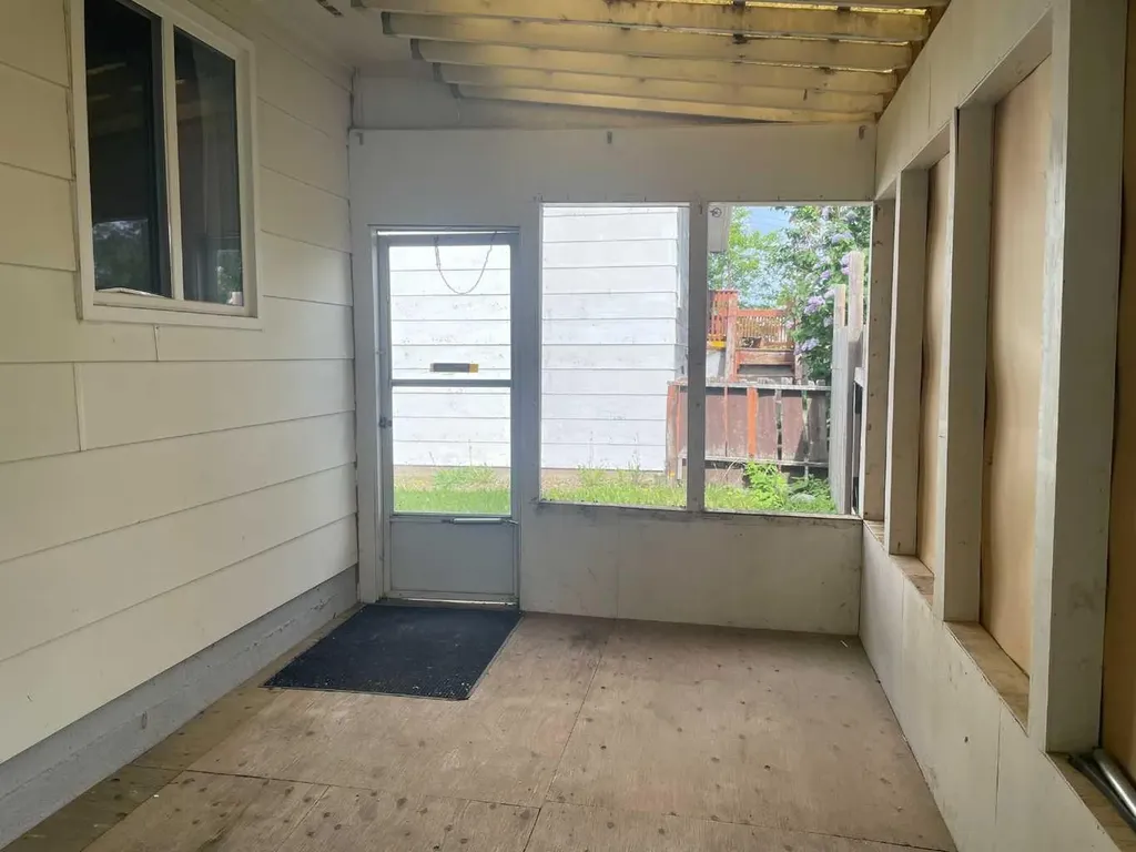 4705 53 Avenue Grimshaw AB T0H1W0