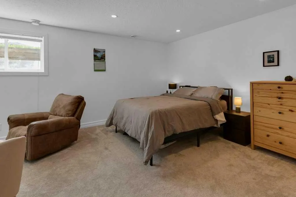 413 River Avenue Cochrane AB T4C 0P2