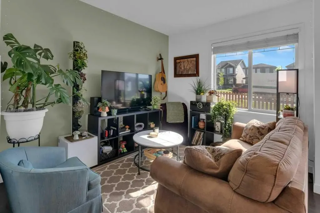 413 River Avenue Cochrane AB T4C 0P2