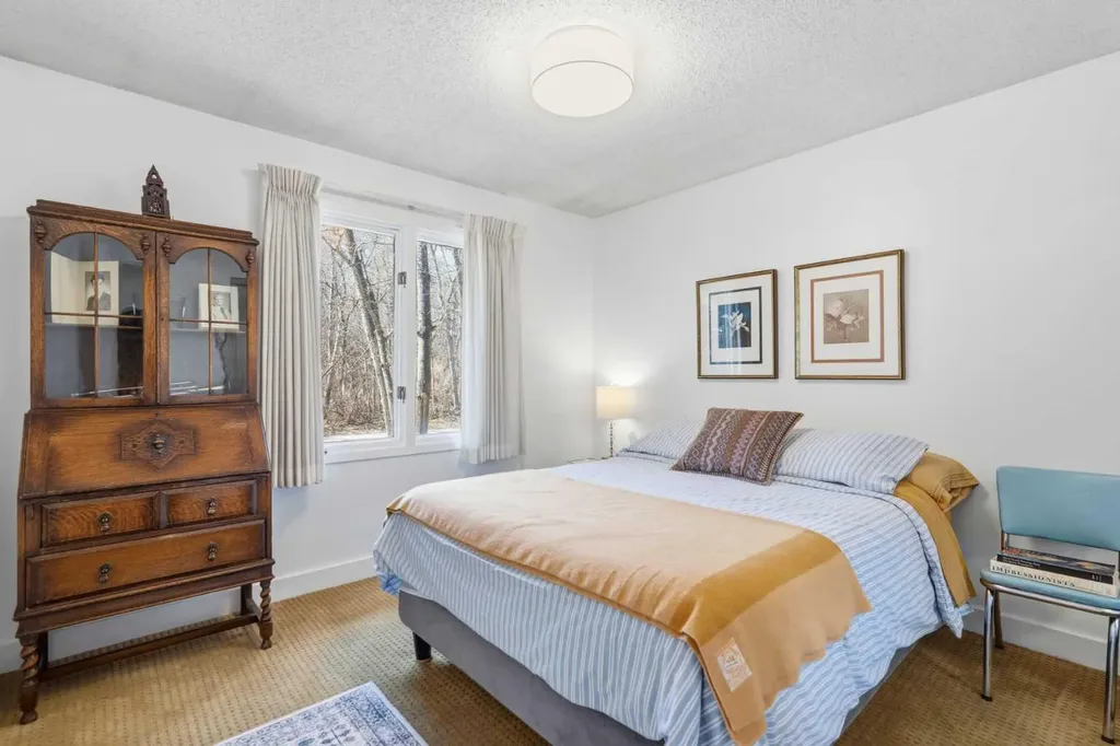 620 Lansdowne Avenue SW Calgary AB T2S0Z9