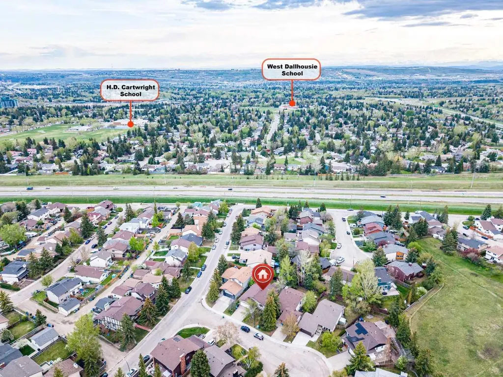 139 Edgehill Place NW Calgary AB T3A 2S4