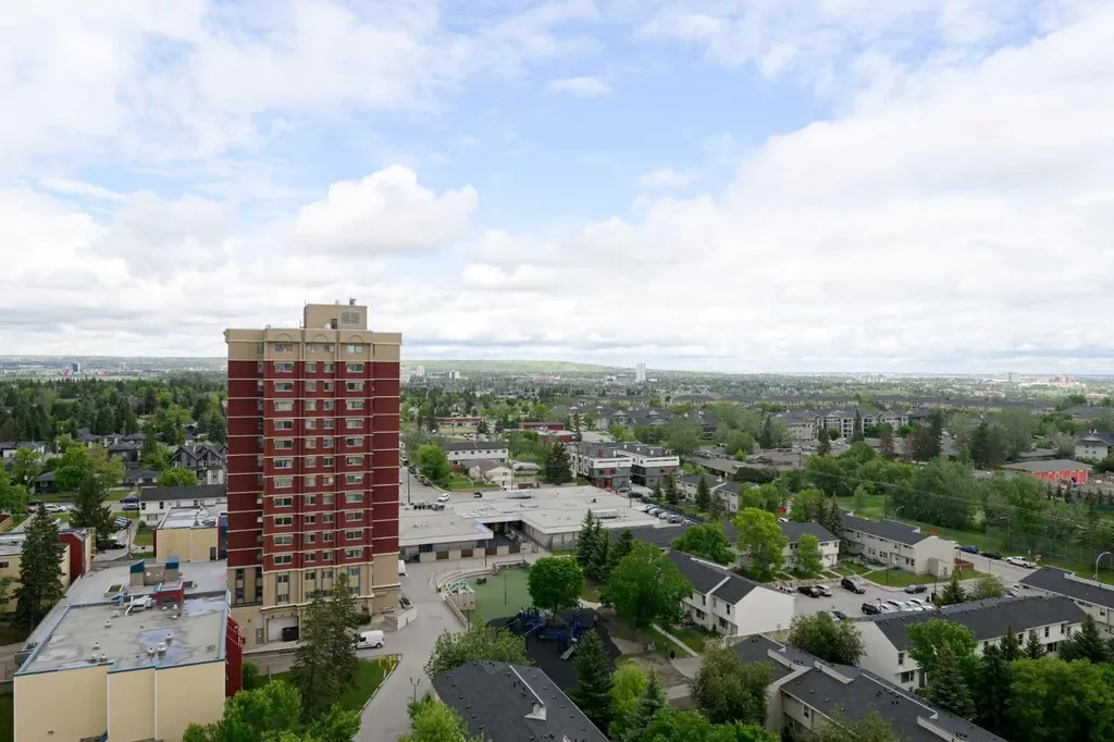 55 Spruce Place SW Calgary AB T3C 3X5