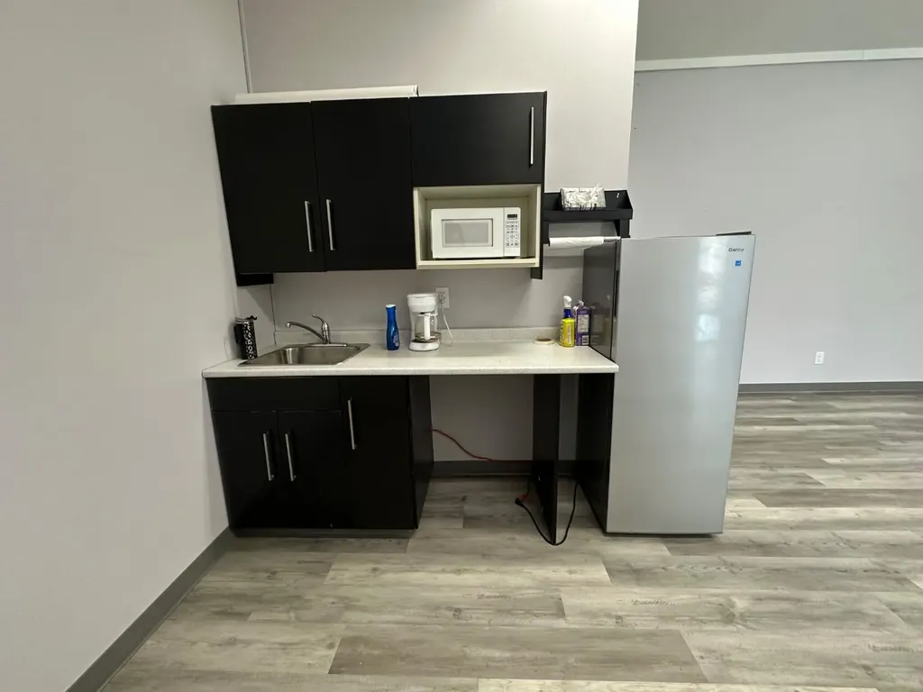 10920 84 Grande Prairie AB T8V 6H2