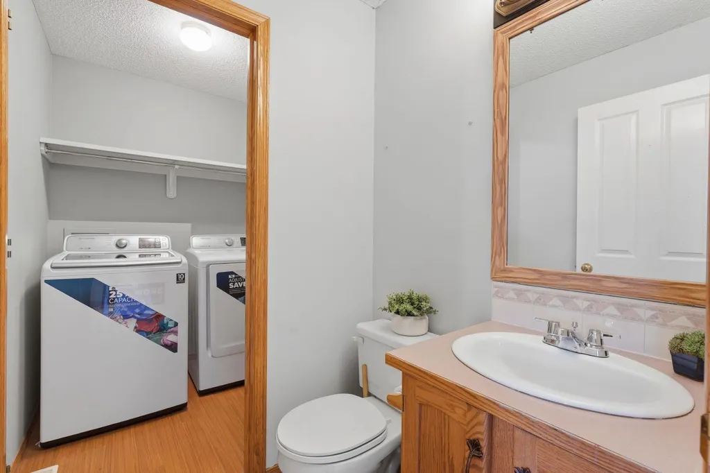 219 Coral Springs Circle NE Calgary AB T3J3P7