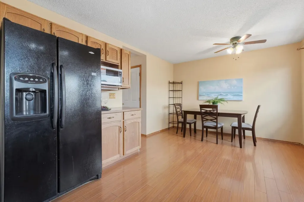 219 Coral Springs Circle Calgary AB T3J3P7