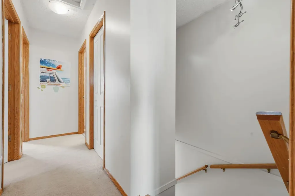 219 Coral Springs Circle Calgary AB T3J3P7