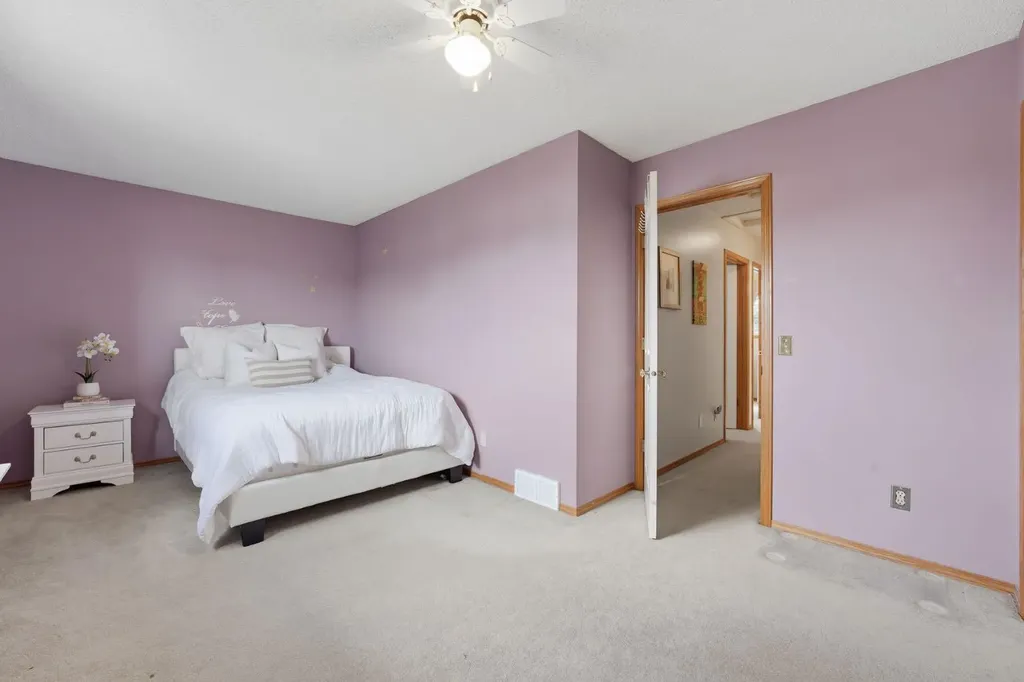 219 Coral Springs Circle Calgary AB T3J3P7