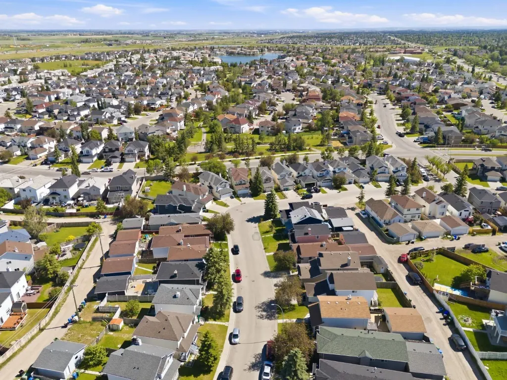 219 Coral Springs Circle Calgary AB T3J3P7