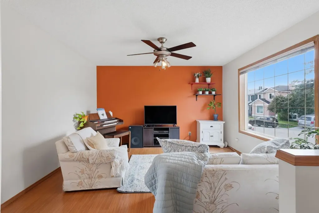 219 Coral Springs Circle Calgary AB T3J3P7