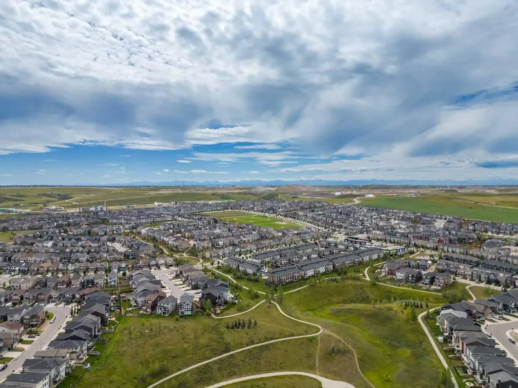 450 Sage Valley Drive NW Calgary AB T3R 0V5