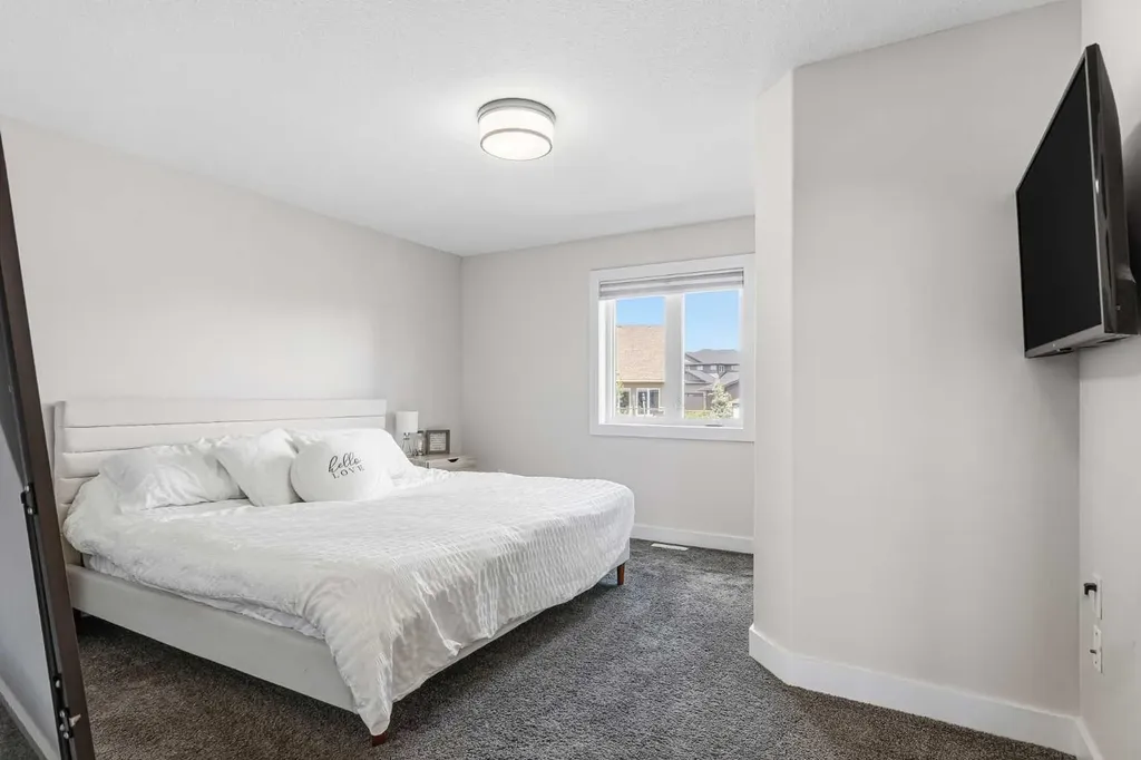 2715 73 Avenue Lloydminster AB T9V3L7