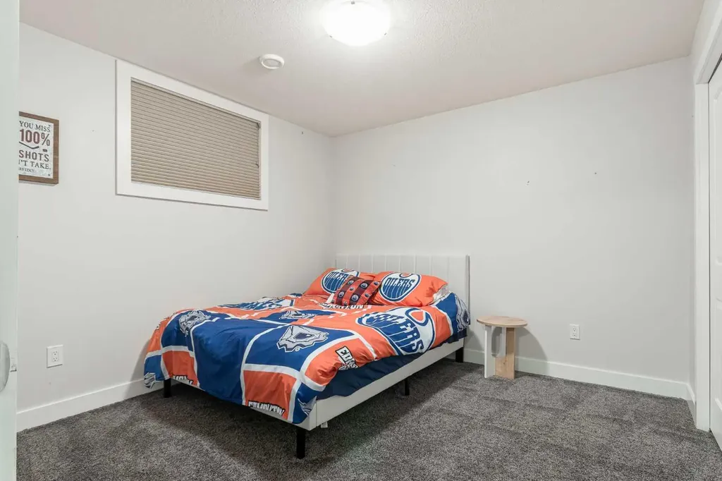 2715 73 Avenue Lloydminster AB T9V3L7