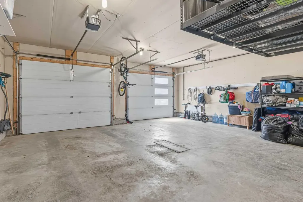 2715 73 Avenue Lloydminster AB T9V3L7