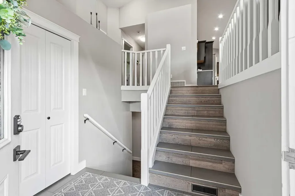 2715 73 Avenue Lloydminster AB T9V3L7