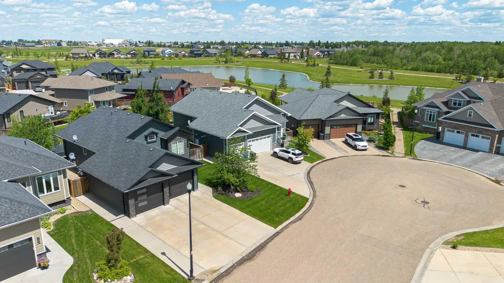 2715 73 Avenue Lloydminster AB T9V3L7