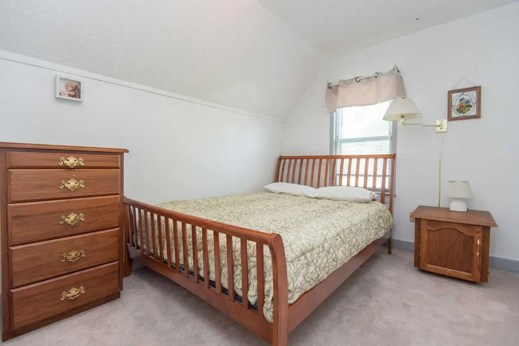 4211 51a Street Red Deer AB T4N 2B7