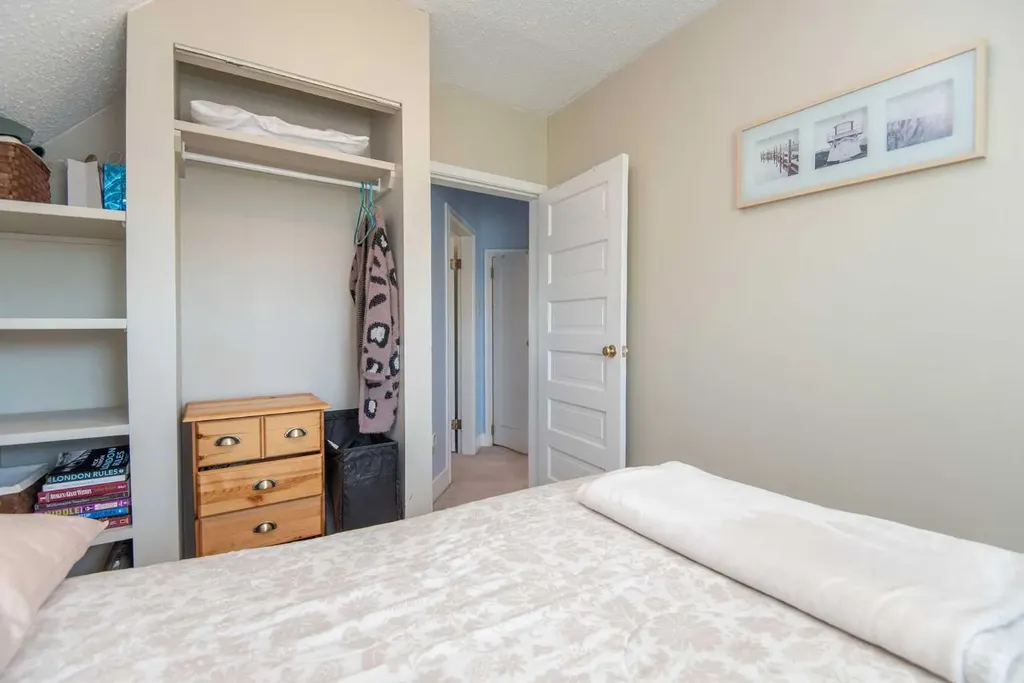4211 51a Street Red Deer AB T4N 2B7