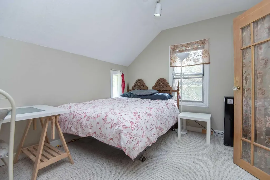 4211 51a Street Red Deer AB T4N 2B7
