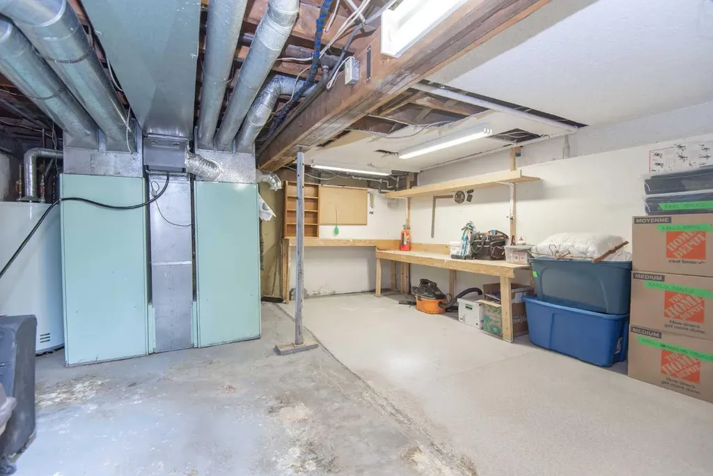 4211 51a Street Red Deer AB T4N 2B7
