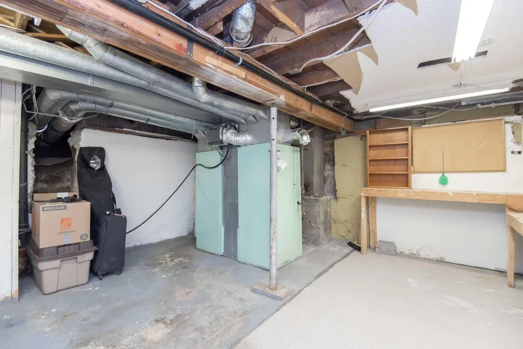 4211 51a Street Red Deer AB T4N 2B7