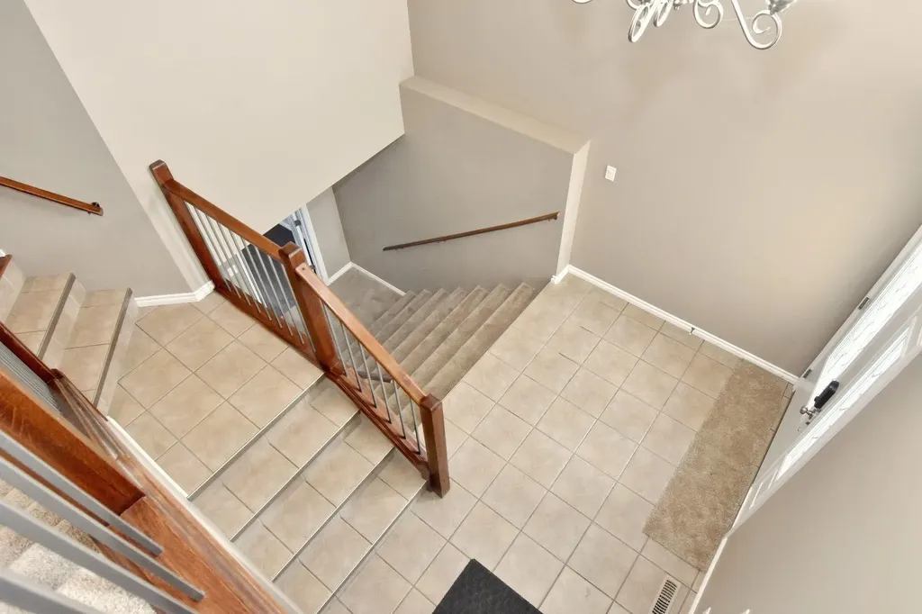 10402 128 Avenue Grande Prairie AB T8V 6J5