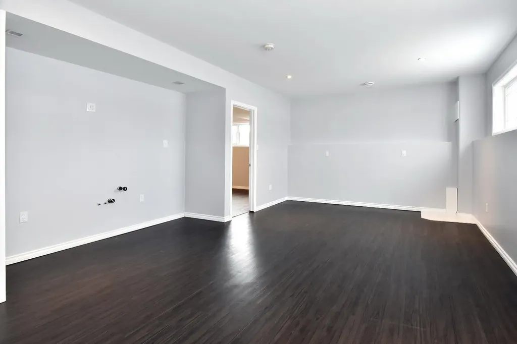 10402 128 Avenue Grande Prairie AB T8V 6J5