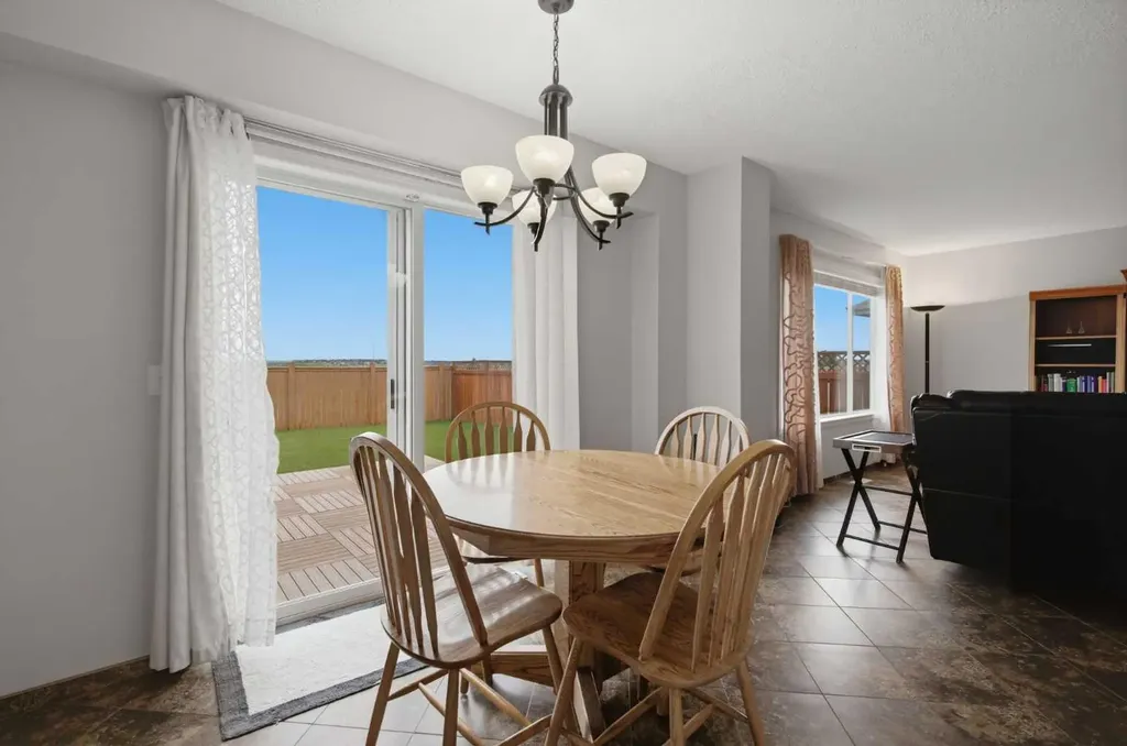 90 Hidden Ranch Terrace NW Calgary AB T3A 5Z4