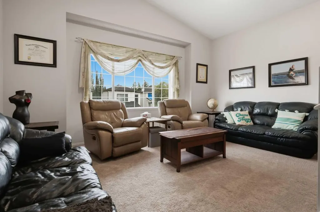 90 Hidden Ranch Terrace NW Calgary AB T3A 5Z4