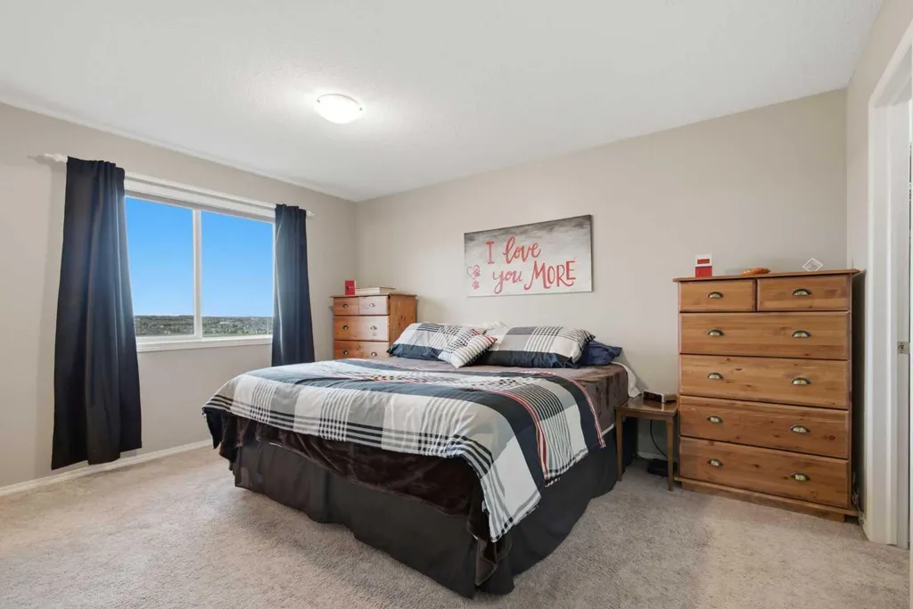 90 Hidden Ranch Terrace NW Calgary AB T3A 5Z4