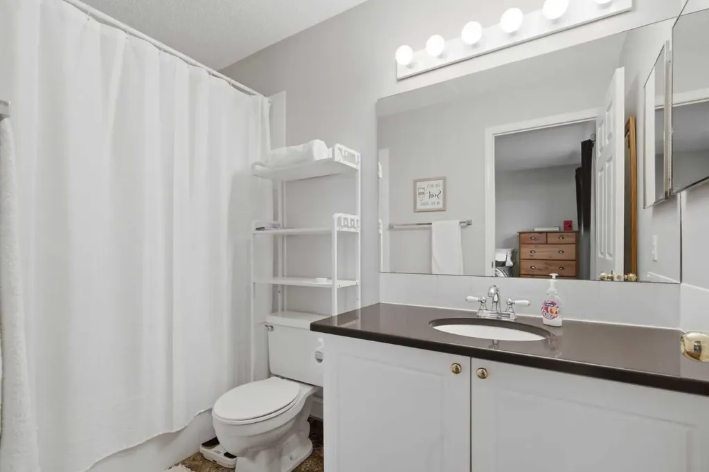90 Hidden Ranch Terrace NW Calgary AB T3A 5Z4