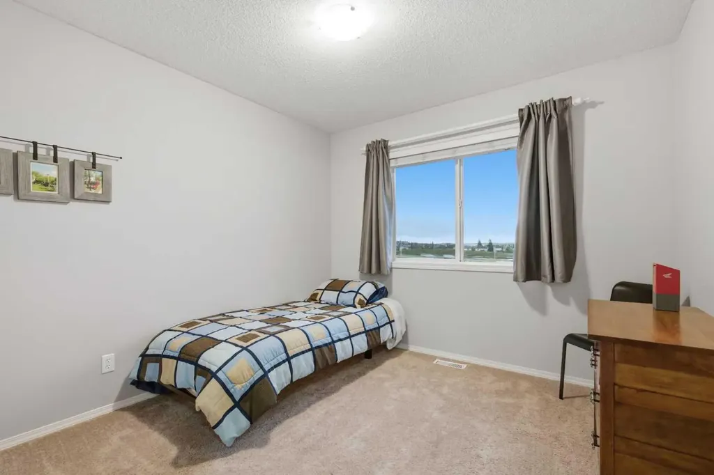 90 Hidden Ranch Terrace NW Calgary AB T3A 5Z4
