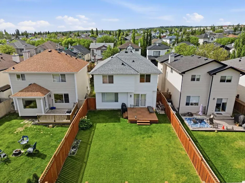 90 Hidden Ranch Terrace NW Calgary AB T3A 5Z4