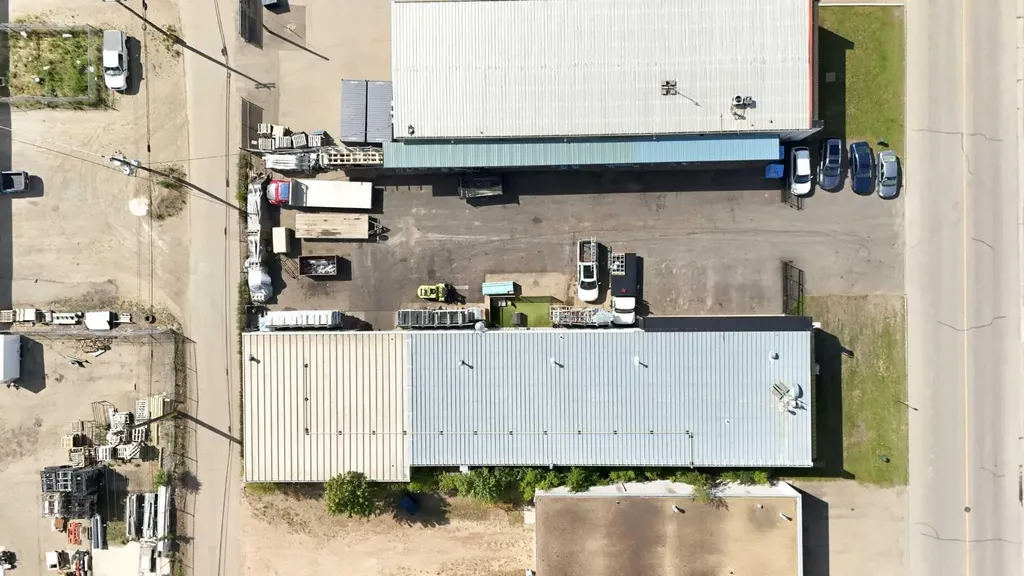 6785 52 Avenue Red Deer AB T4N 4K8
