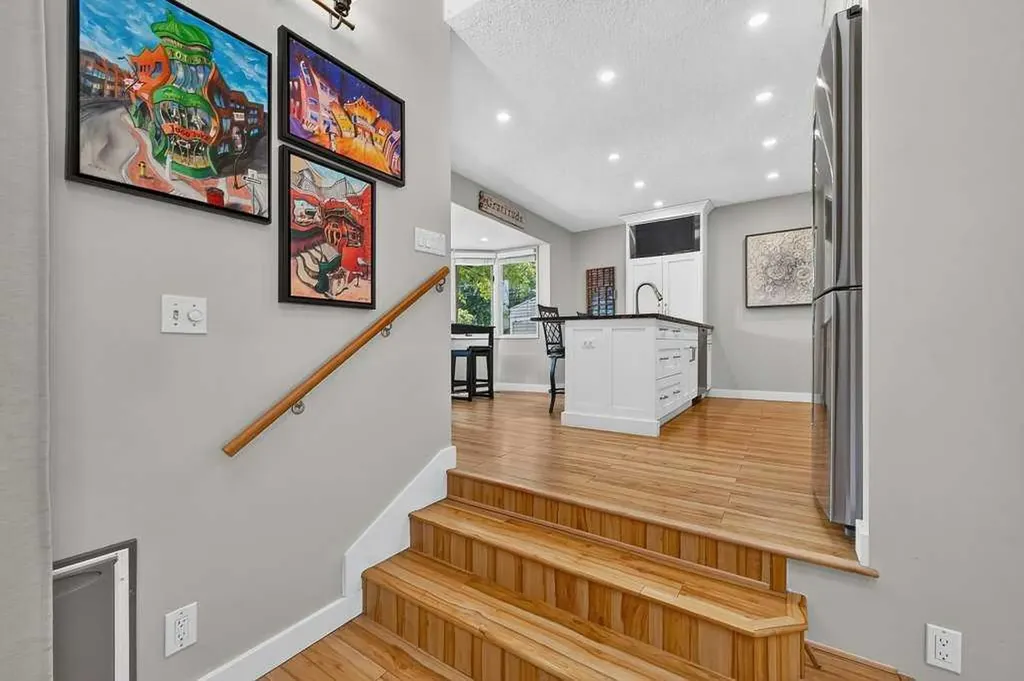 2319 5 Avenue NW Calgary AB T2N 0T1