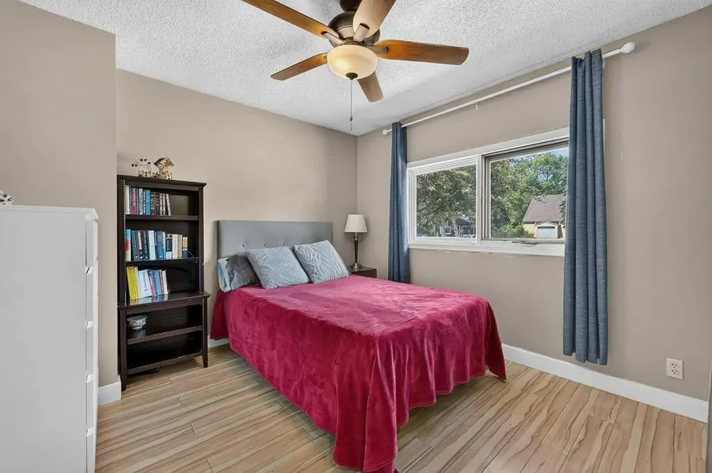 2319 5 Avenue NW Calgary AB T2N 0T1