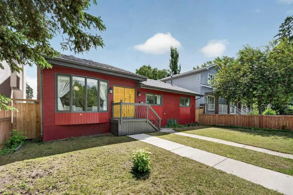 2319 5 Avenue NW Calgary AB T2N 0T1