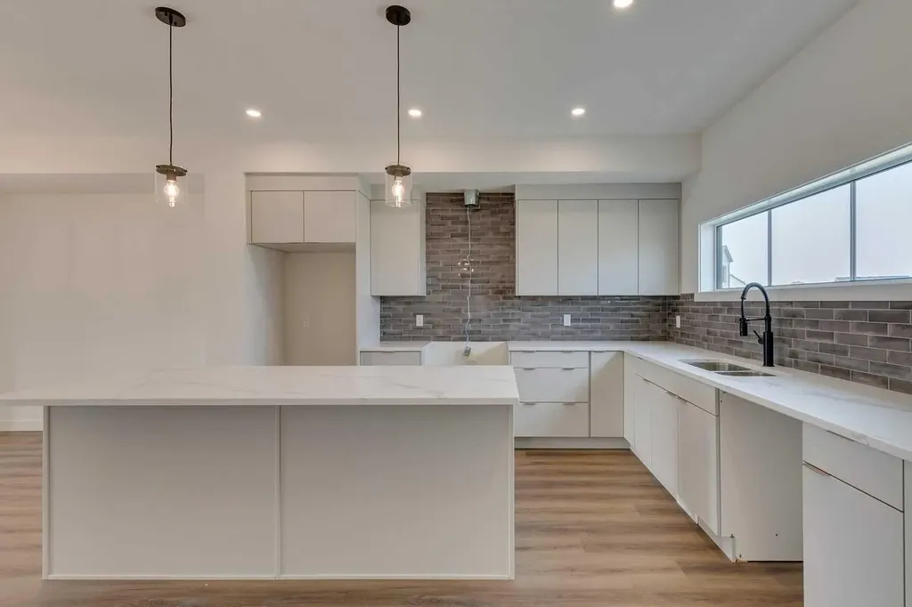 195 Belvedere Drive SE Calgary AB T2A 0V9