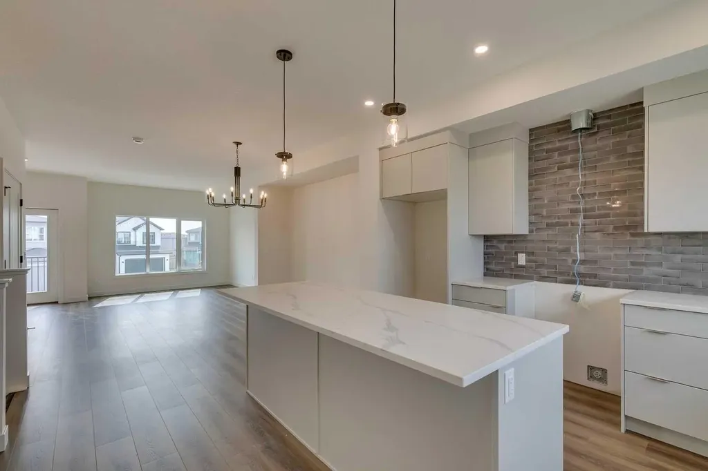 195 Belvedere Drive SE Calgary AB T2A 0V9