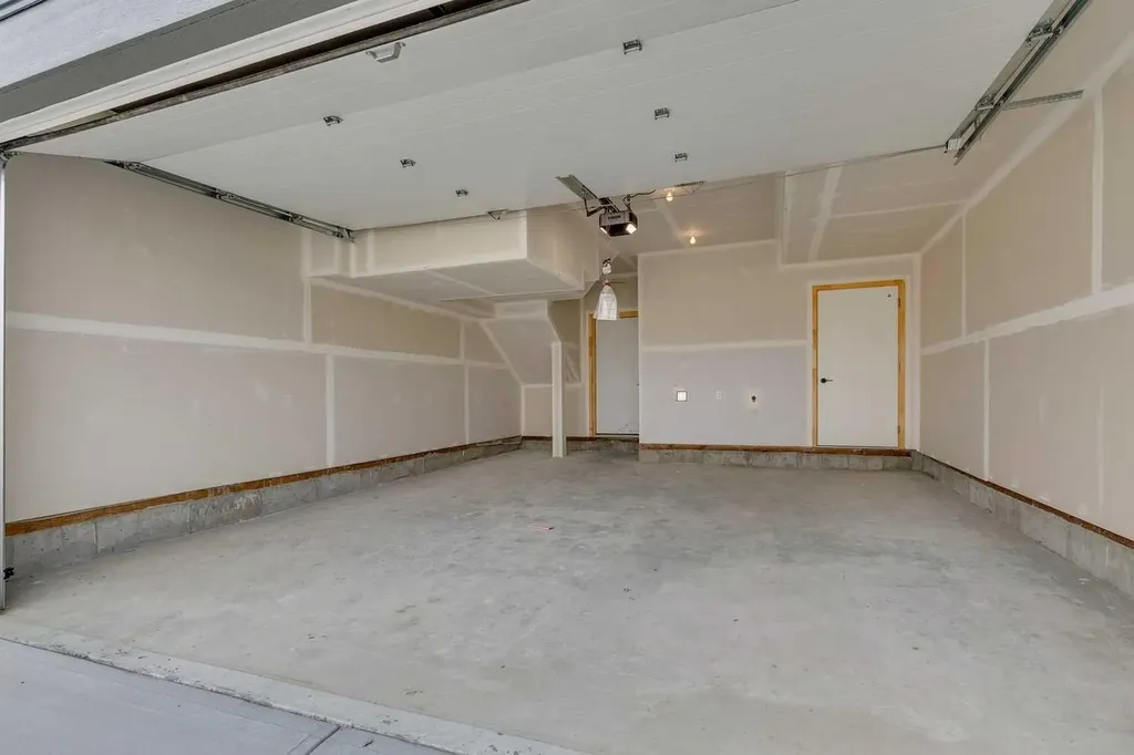 195 Belvedere Drive SE Calgary AB T2A 0V9