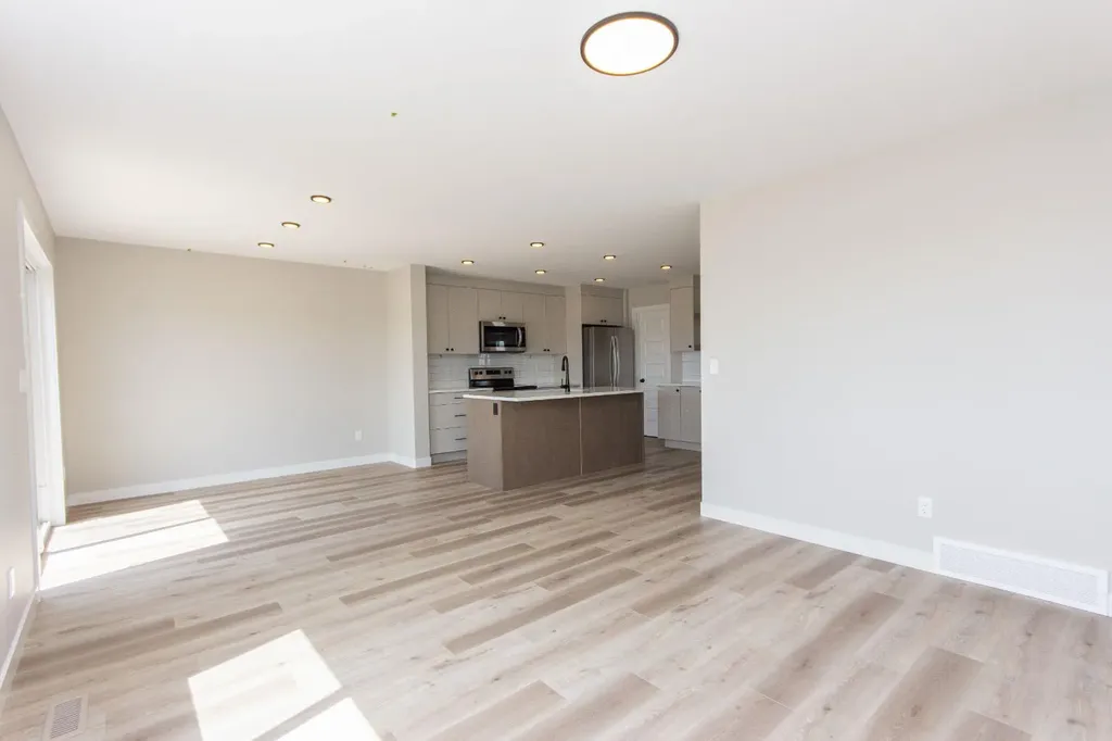 245 Turnbull Close Red Deer AB T4P 3H6