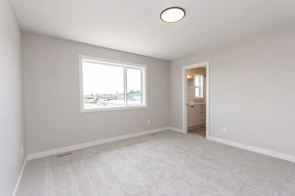 245 Turnbull Close Red Deer AB T4P 3H6