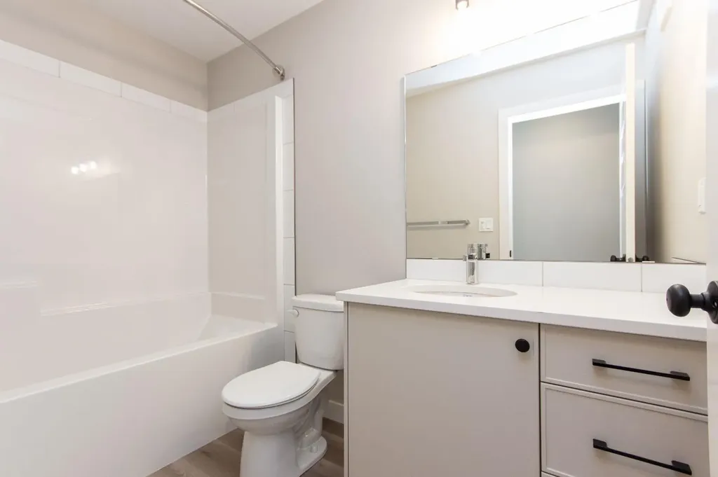 245 Turnbull Close Red Deer AB T4P 3H6