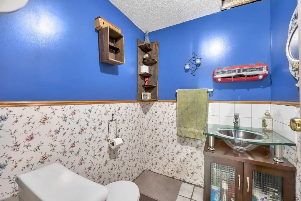 6 Greenview Crescent Strathmore AB T1P 1L2