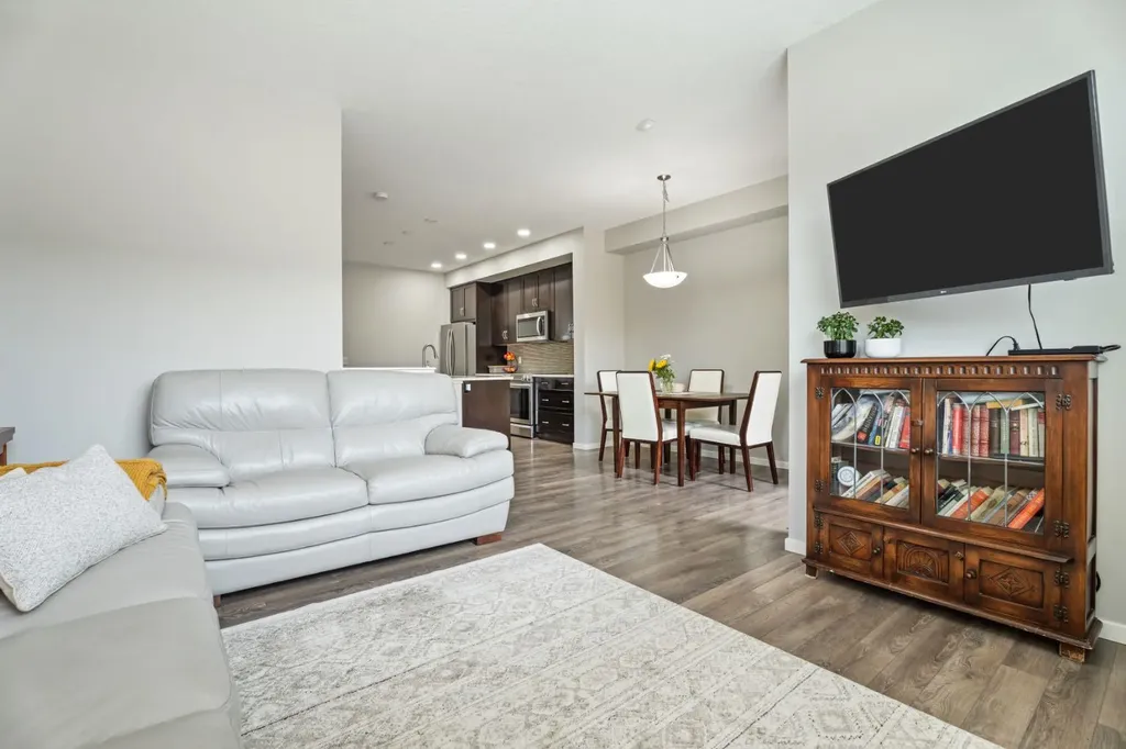 782 Walden Drive SE Calgary AB T2X 2J3