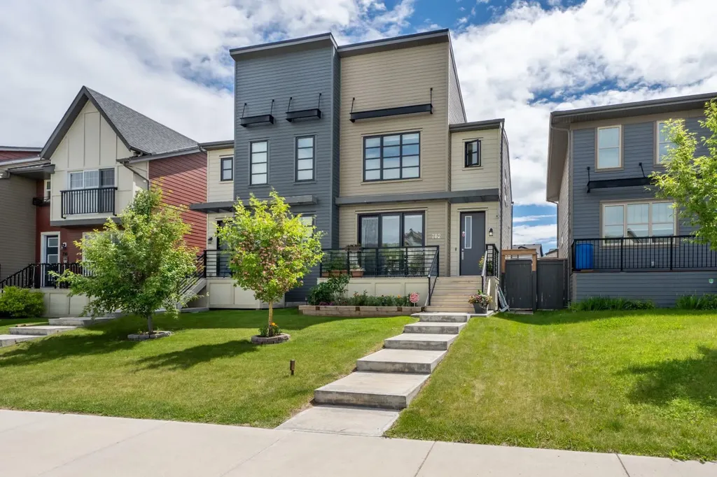 782 Walden Drive SE Calgary AB T2X 2J3