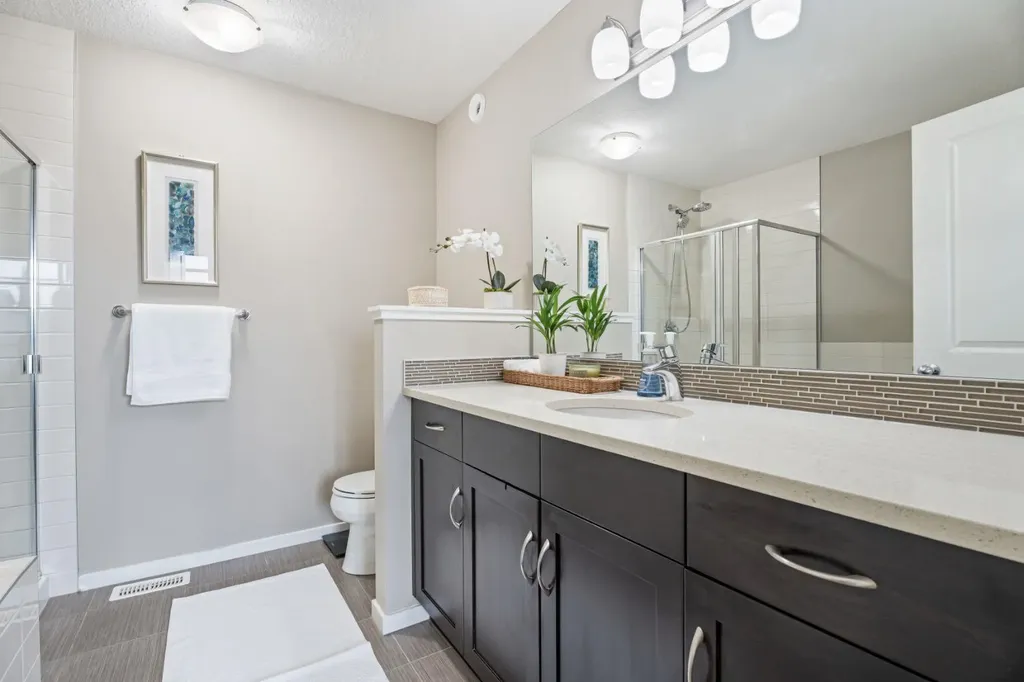 782 Walden Drive SE Calgary AB T2X 2J3