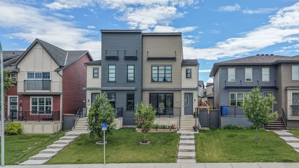 782 Walden Drive SE Calgary AB T2X 2J3