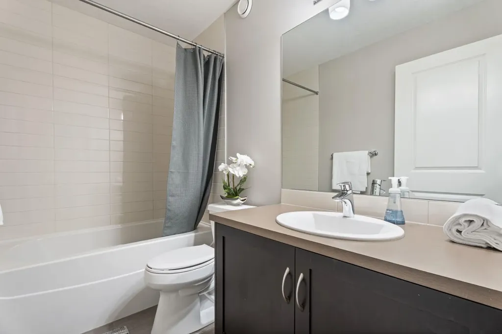 782 Walden Drive SE Calgary AB T2X 2J3