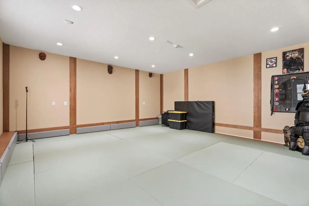782 Walden Drive SE Calgary AB T2X 2J3